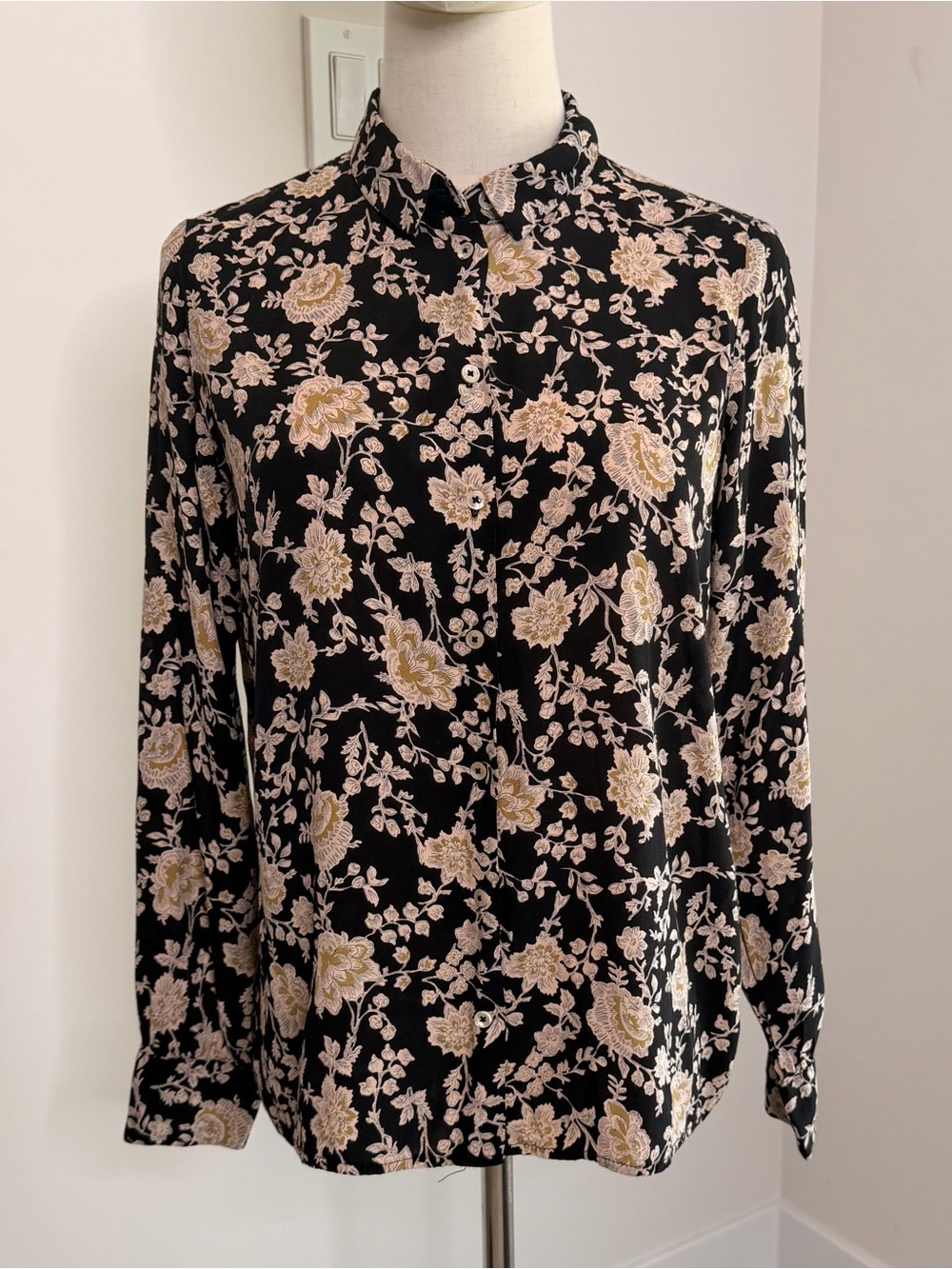 Mango Black Floral Button-Down Blouse with Cream and Mustard Accents